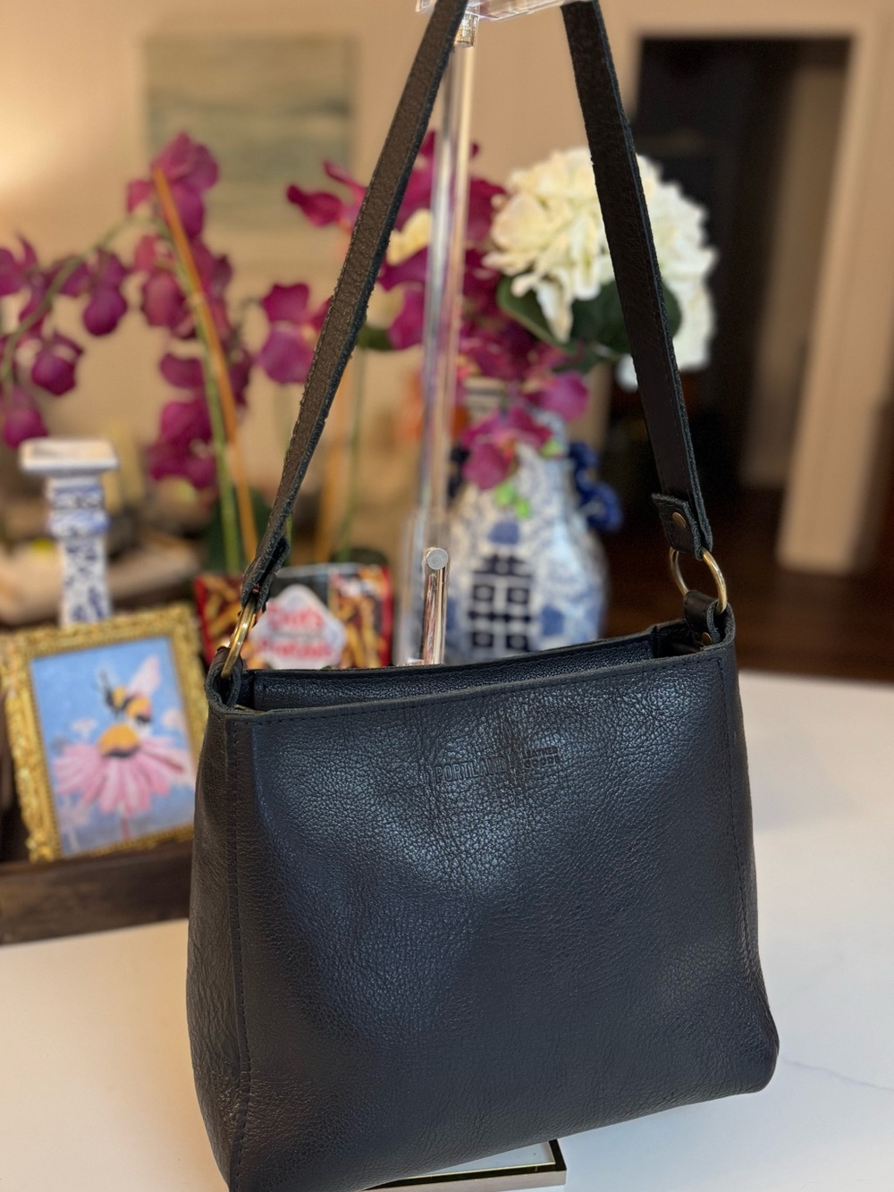🖤 PORTLAND LEATHER TRIANGLE SHOULDER BAG. 🖤
